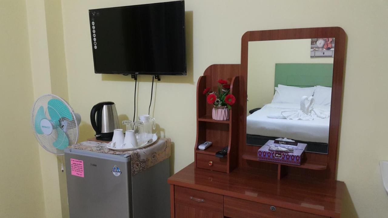 Hotel Bnl Калибо Екстериор снимка