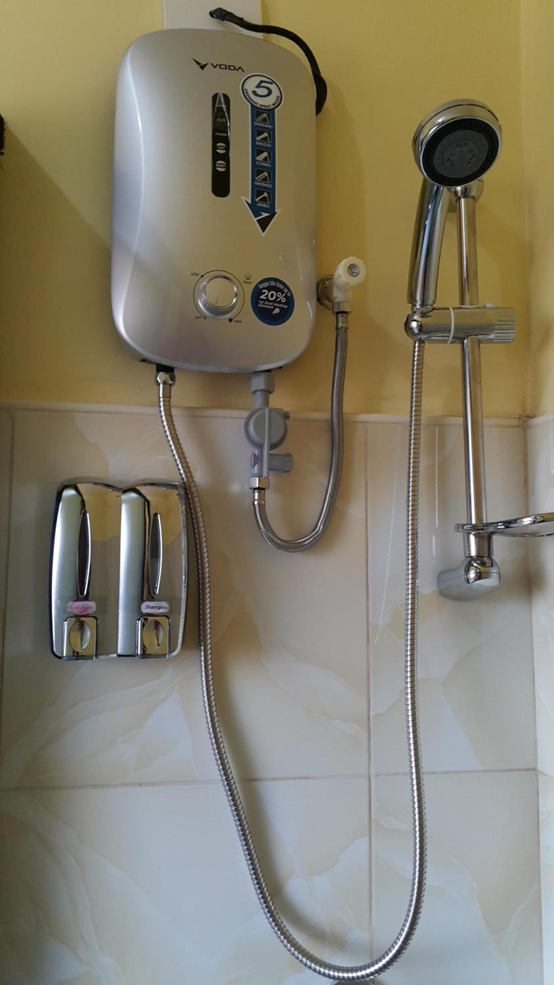 Hotel Bnl Калибо Екстериор снимка